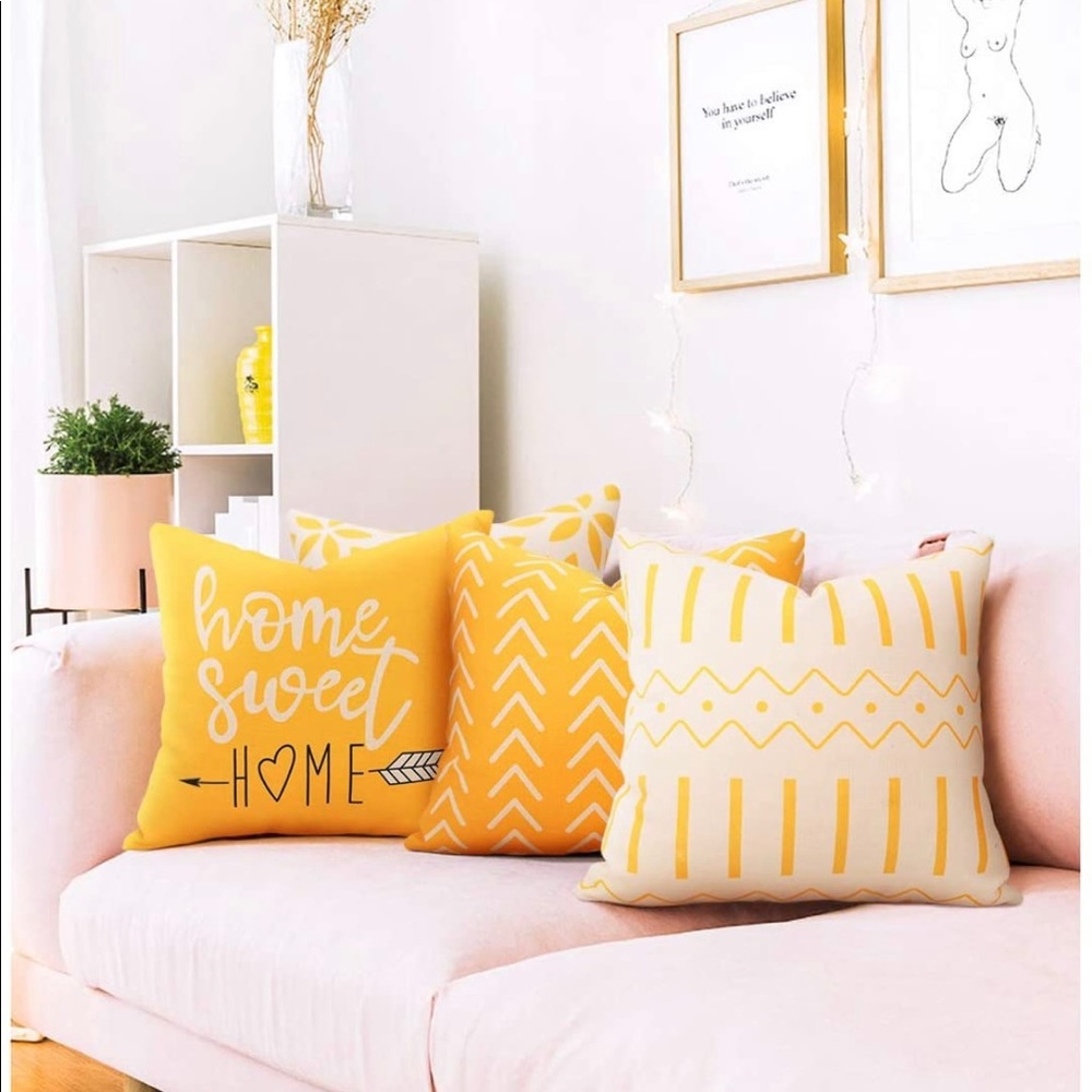 BNIB SET OF 4 PILLOW COVERS 18x18 - Picture 5 of 6